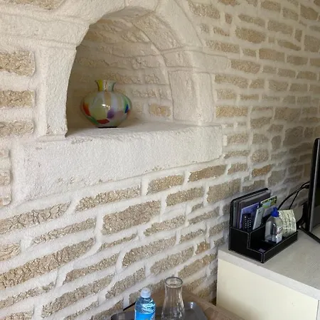فندق مبيت وإفطار Les Crinieres En Brie 4*