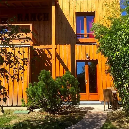 فندق مبيت وإفطار Les Crinieres En Brie Saint-Ouen-en-Brie